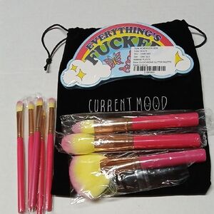 Dolls Kill Current Mood Rainbow Glitter Eyeshadow Palette & Makeup Brush Set